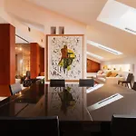 Apartament Guesthost - 500sqm Luxury With Spa, Gym, Terrace, Game & Garage Mediolan