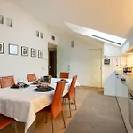Guesthost - 500sqm Luxury With Spa, Gym, Terrace, Game & Garage Mediolan