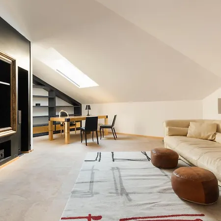 Daire Guesthost - 500sqm Luxury With Spa, Gym, Terrace, Game & Garage