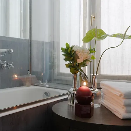 Guesthost - 500sqm Luxury With Spa, Gym, Terrace, Game & Garage