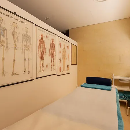 Guesthost - 500sqm Luxury With Spa, Gym, Terrace, Game & Garage * Milano
